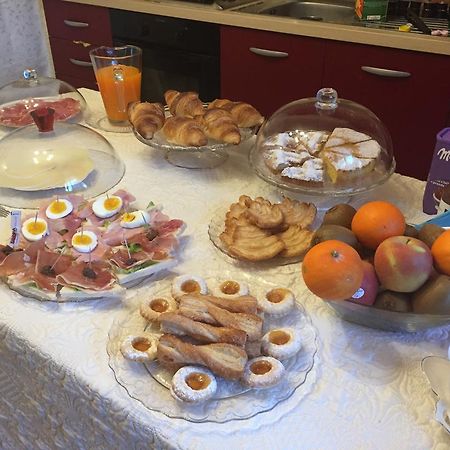 B&B Villa Lina Desenzano del Garda Esterno foto