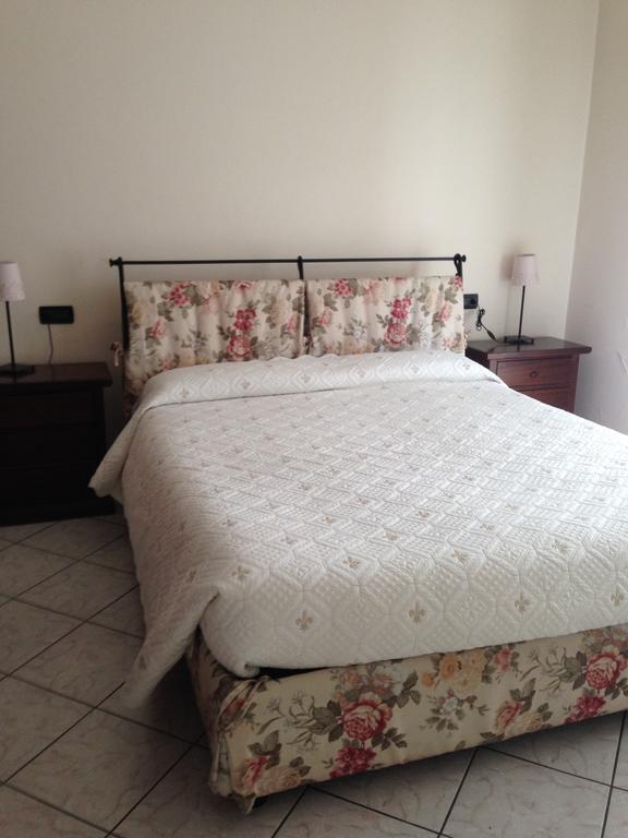 B&B Villa Lina Desenzano del Garda Esterno foto